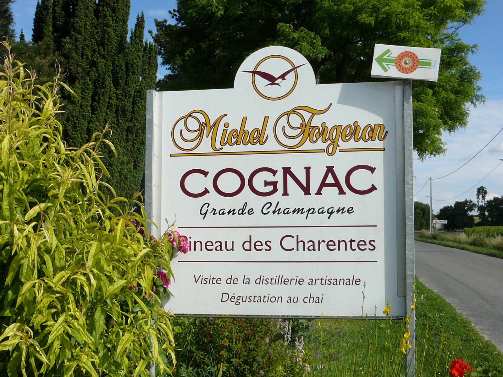 France Passion à Cognac : dormir en camping-car chez Cognac Forgeron en Grande Champagne